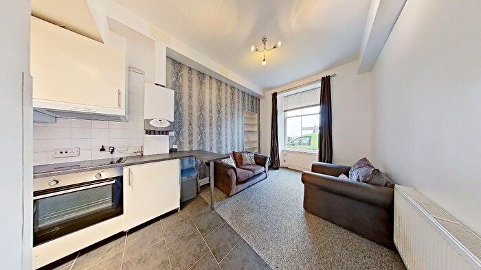 1 Bedroom Flat To Rent In Lower Granton Road, Trinity, Edinburgh, EH5