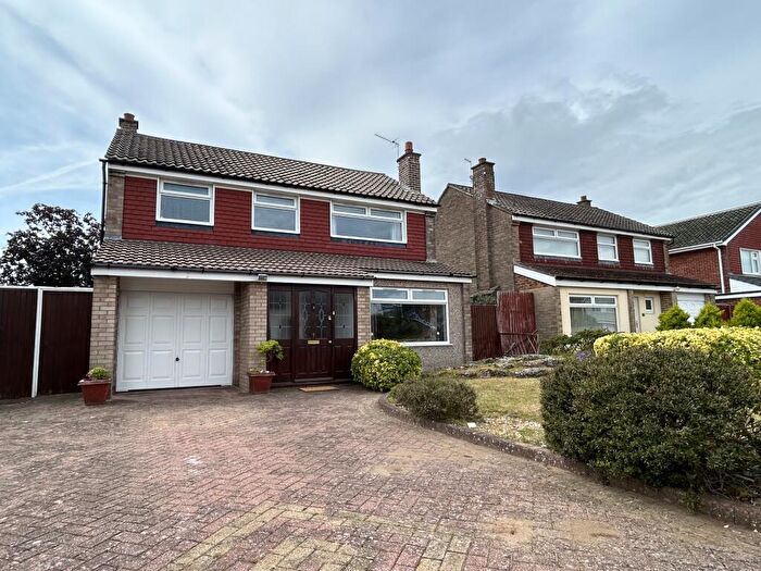 3 Bedroom Detached House For Sale In Windermere Crescent, Southport, PR8