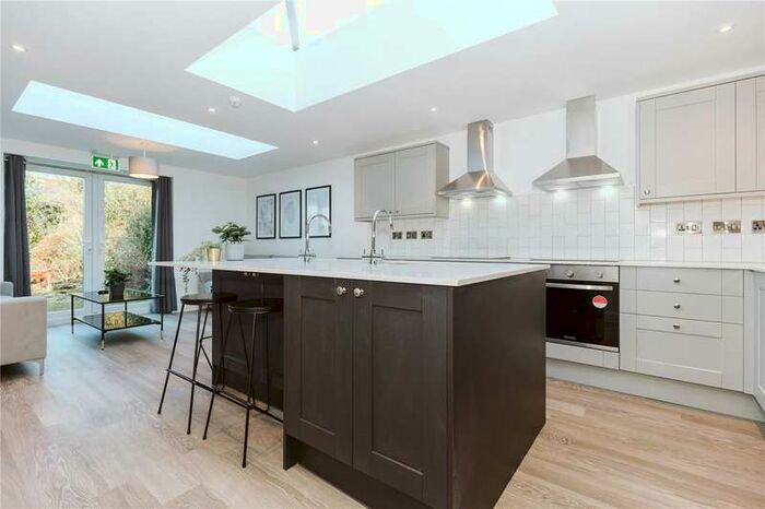 6 Bedroom Property To Rent In Mackie Road, Filton, Bristol BS34