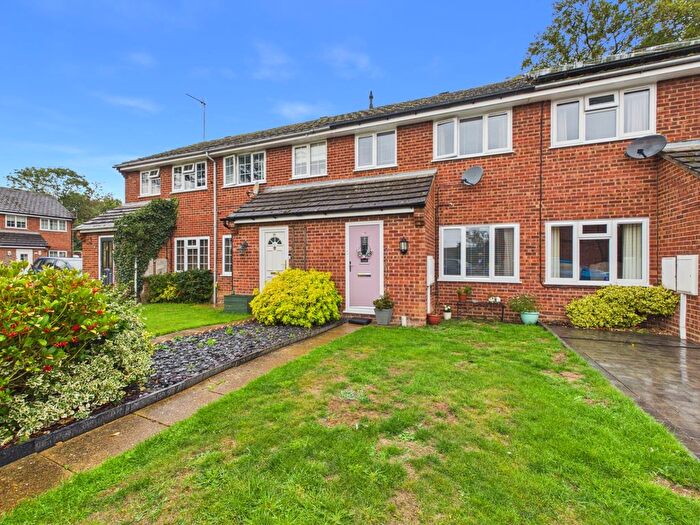 3 Bedroom Terraced House For Sale In The Poplars, Long Buckby, NN6