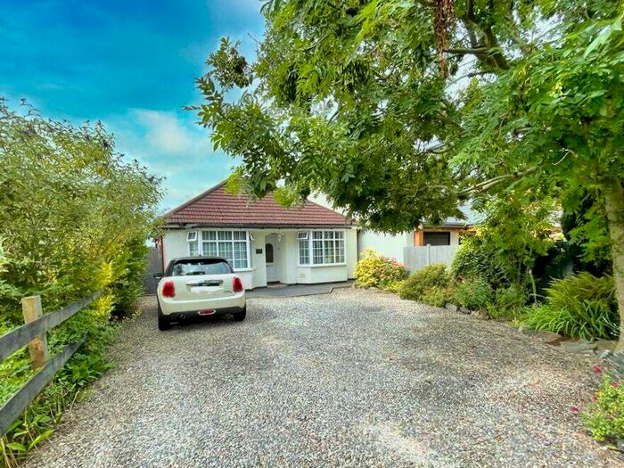 2 Bedroom Detached Bungalow For Sale In Leicester Road, Markfield, LE67