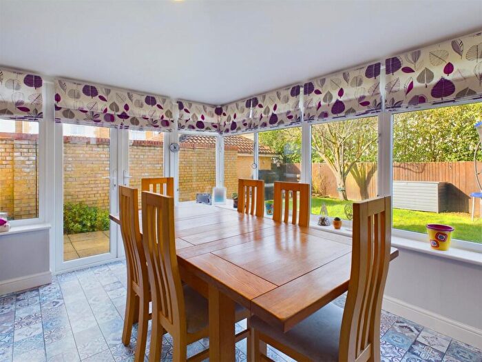 4 Bedroom Detached House For Sale In The Falcon, Watermead, Aylesbury, HP19