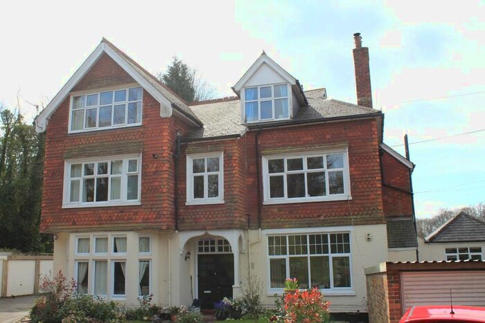 1 Bedroom Flat To Rent In Sandhurst Road, Tunbridge Wells, TN2