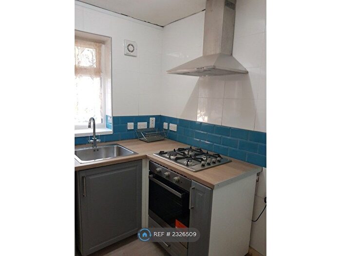 2 Bedroom Maisonette To Rent In Dart Street, Birmingham, B9