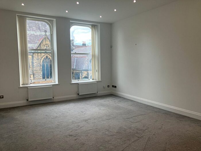 2 Bedroom Flat To Rent In Victoria Avenue, Harrogate, HG1