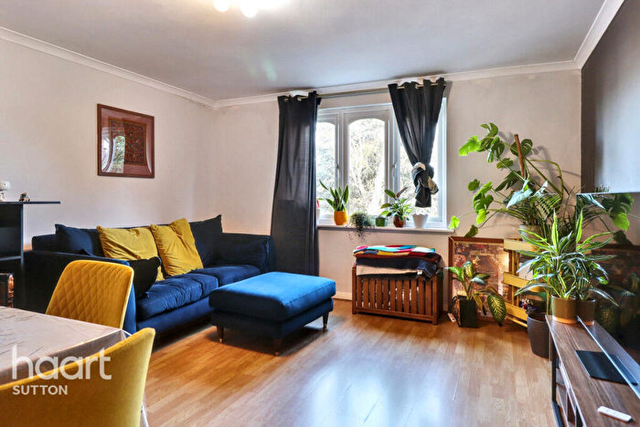 1 Bedroom Apartment For Sale In Western Road, Sutton, SM1