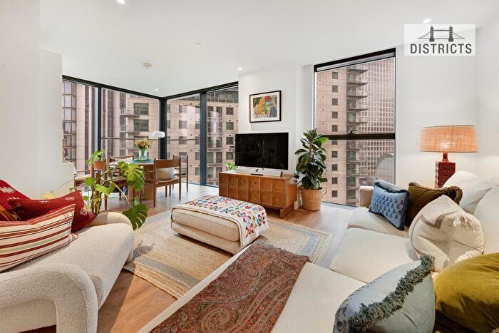 2 Bedroom Apartment For Sale In Hampton Tower, Marsh Wall, E14