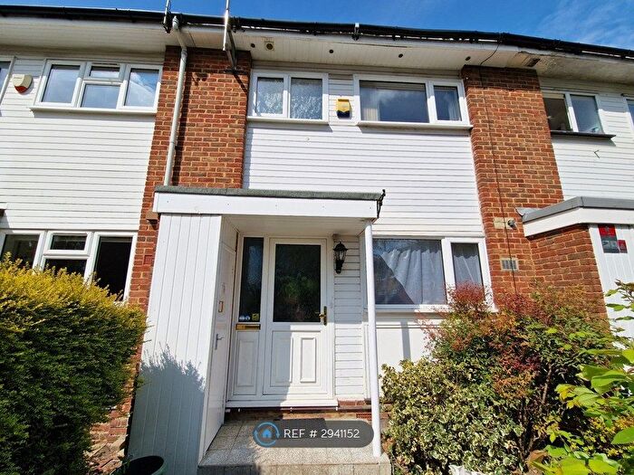 2 Bedroom Terraced House To Rent In Farthings Close, Pinner, HA5