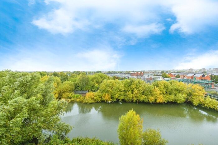 1 Bedroom Apartment To Rent In Palgrave Road, MK42