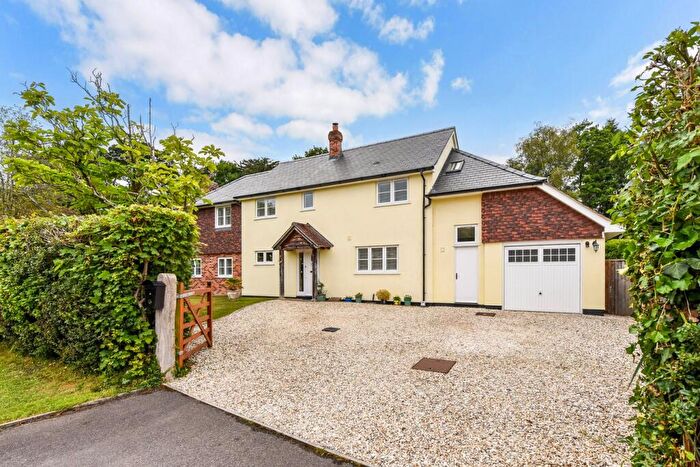 4 Bedroom Detached House For Sale In Calpe Avenue, Lyndhurst, SO43