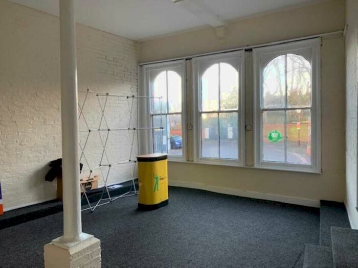 Office Commercial To Rent In Market Place, Ilkeston, DE7