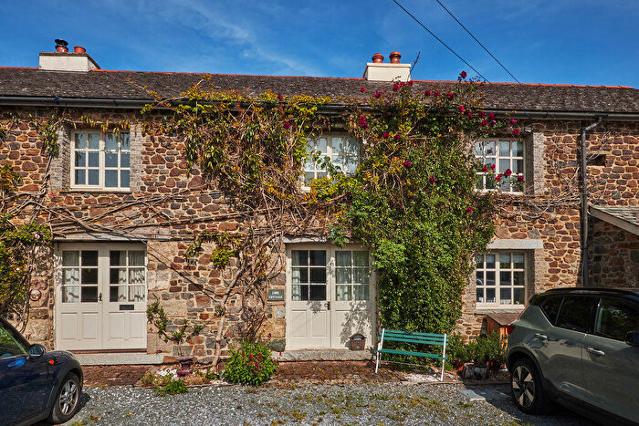 1 Bedroom Terraced House For Sale In Doddiscombsleigh, Exeter, EX6