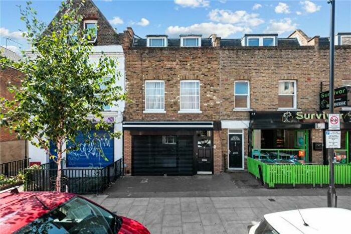 2 Bedroom Flat To Rent In Sandringham Road, London, E8