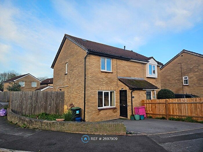 4 Bedroom Semi-Detached House To Rent In Meadow Rise, Magor, Caldicot, NP26