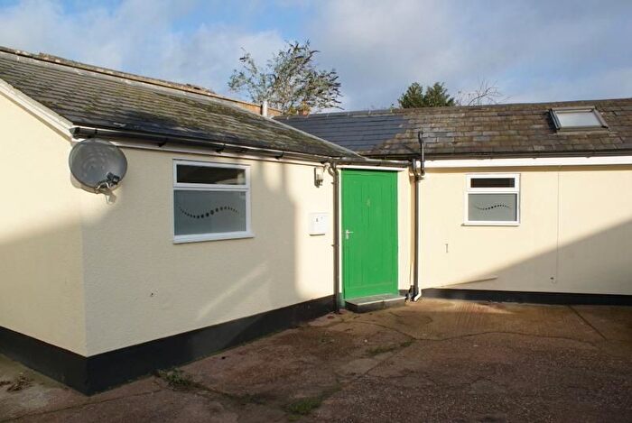 1 Bedroom Cottage To Rent In St Georges House, High Street, Cullompton, Devon, EX15
