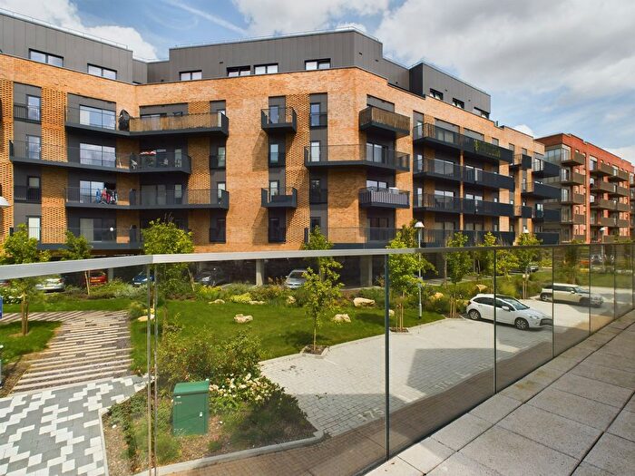 1 Bedroom Flat To Rent In Cantia Place, Ashford, TN23