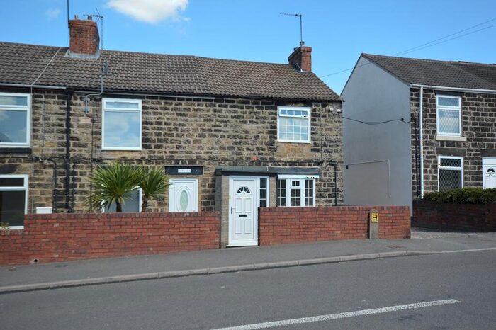2 Bedroom House To Rent In North Wingfield Road, Grassmoor, Chesterfield, S42
