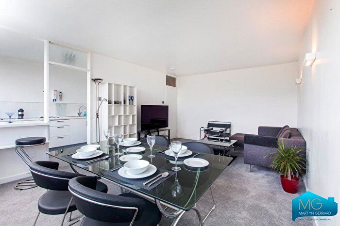 1 Bedroom Flat To Rent In Mount View Road, Stroud Green, London, N4