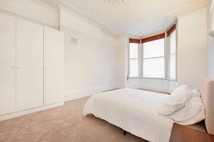 1 Bedroom Flat To Rent In Finborough Road, London, SW10