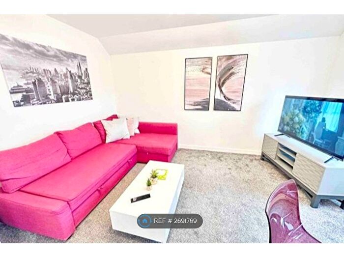 2 Bedroom Flat To Rent In Laburnum Road, Oxford, OX2