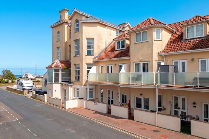 3 Bedroom Town House For Sale In Barcelona, Beach Road, Paignton, TQ4