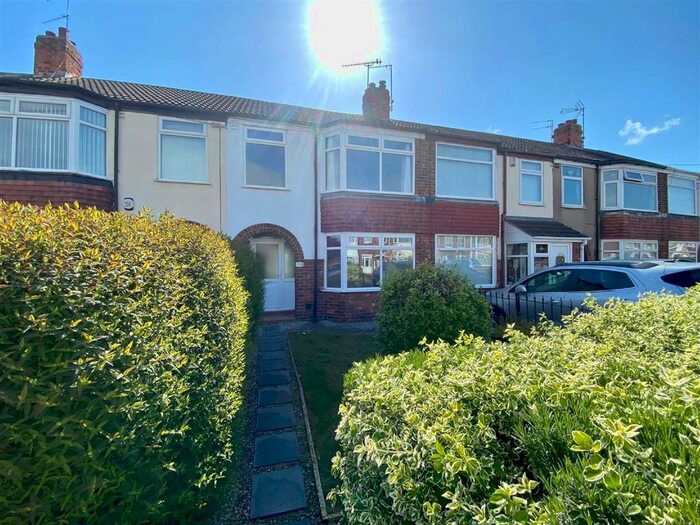 3 Bedroom Terraced House To Rent In Ancaster Avenue, Hull, HU5