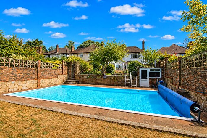 4 Bedroom Detached House For Sale In The Drive, South Wallington, SM6