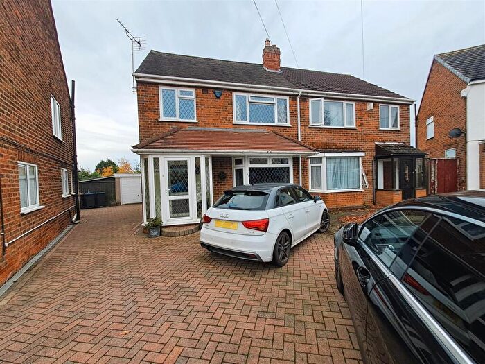 3 Bedroom Semi Detached House For Sale In Hillbrook Grove, Stechford, Birmingham, B33