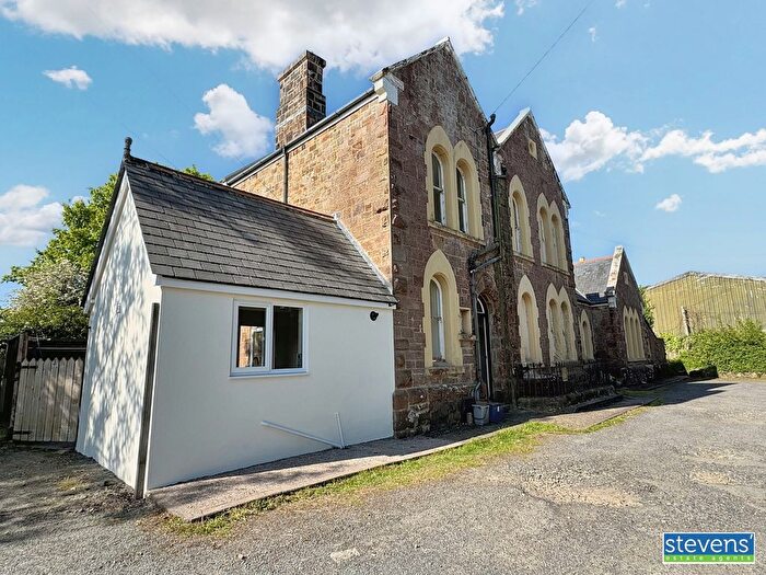 1 Bedroom Flat To Rent In Station House, North Tawton, Devon, EX20