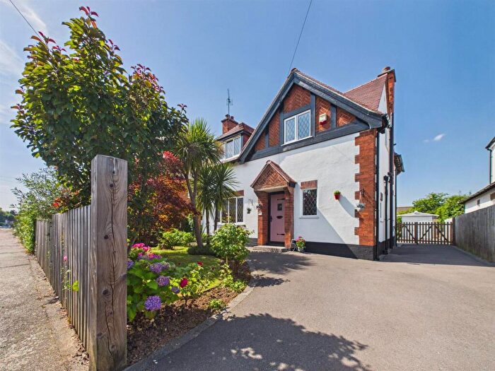 2 Bedroom Detached House For Sale In Kings Drive, Littleover, Derby, DE23