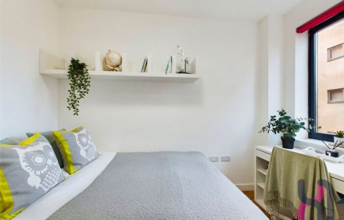 6 Bedroom Flat To Rent In Seymour St, Liverpool, L3