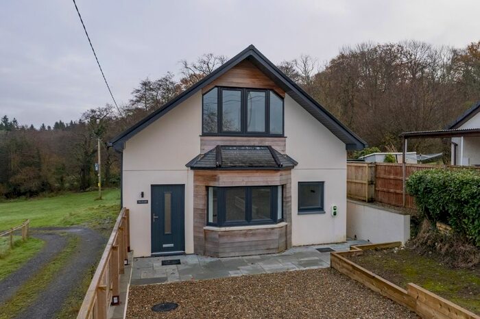3 Bedroom Detached Bungalow For Sale In Golden Grove, Carmarthen, Carmarthenshire, SA32