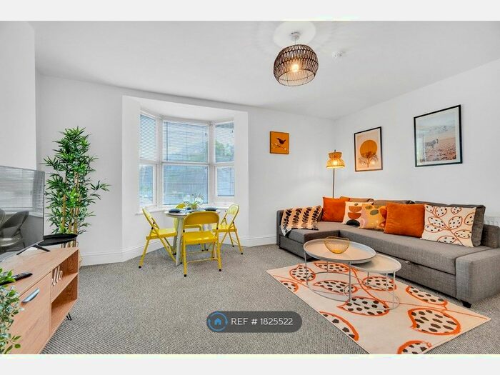 2 Bedroom Flat To Rent In New England Road, Brighton, BN1