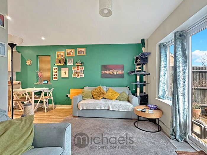 2 Bedroom Semi-Detached House For Sale In Lilianna Road, Colchester, CO4