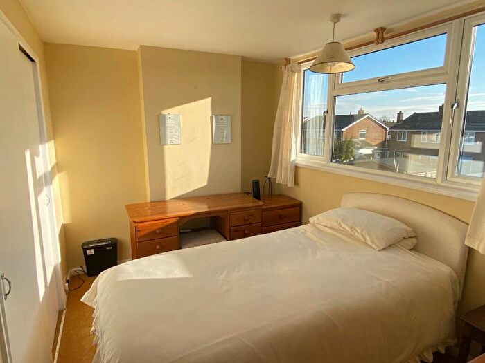 3 Bedroom Bungalow For Sale In Priory Crescent, Roade, Northampton, NN7