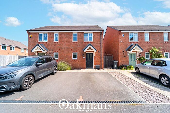 2 Bedroom Semi-detached House For Sale In Foundry Walk, Birmingham, West Midlands, B30