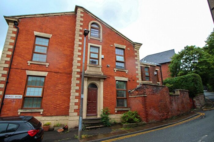 5 Bedroom End Terrace House To Rent In Dukes Brow, Blackburn, Lancashire, BB2