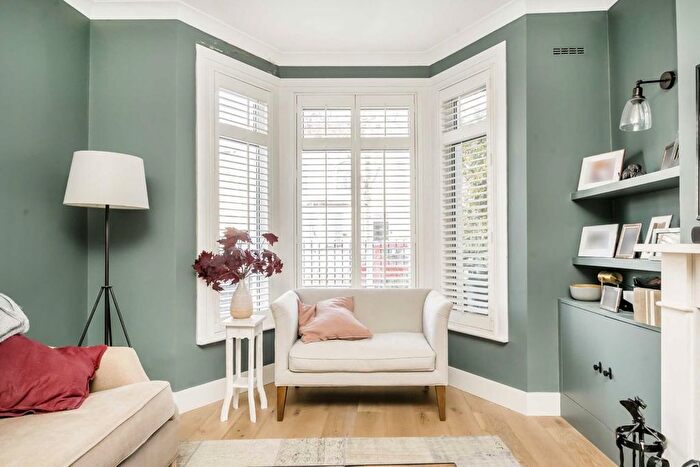 5 Bedroom Terraced House To Rent In Graham Road, London, SW19