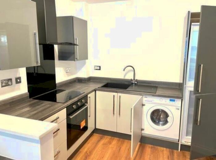 2 Bedroom Flat To Rent In The Mint, Hockley, Birmingham, B18