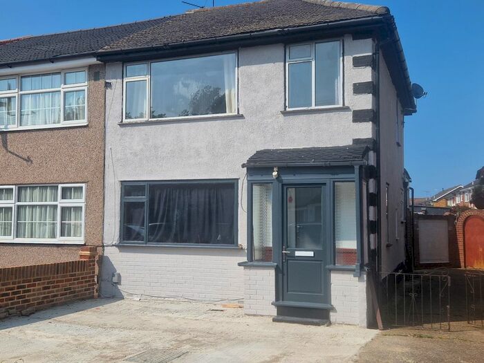 3 Bedroom Terraced House To Rent In Morecambe Close, Hornchurch, RM12