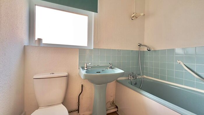 2 Bedroom Semi-Detached Bungalow For Sale In Canterbury Close, Worle, BS22