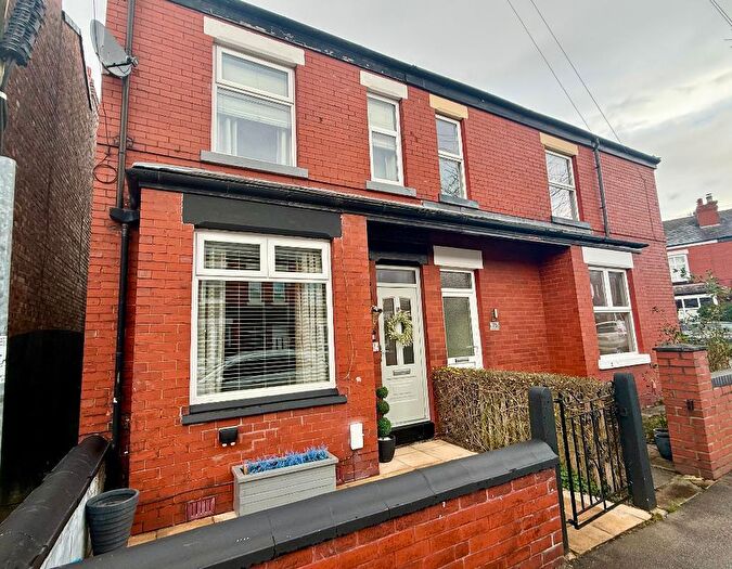 3 Bedroom Semi Detached House For Sale In Vicarage Road, Cale Green, Stockport, SK3