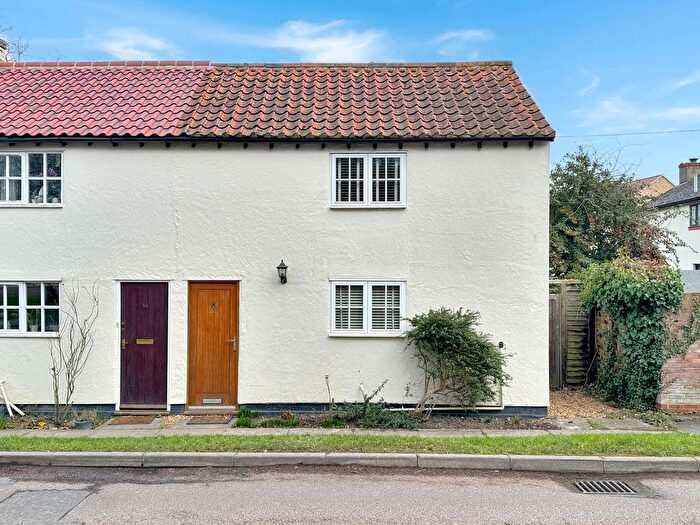 3 Bedroom Cottage For Sale In Barton Road, Haslingfield, CB23