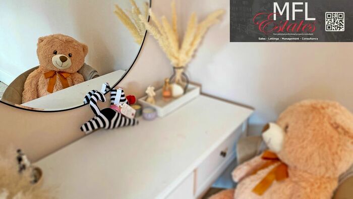 4 Bedroom Semi-Detached House To Rent In Crantock Road, London, SE6