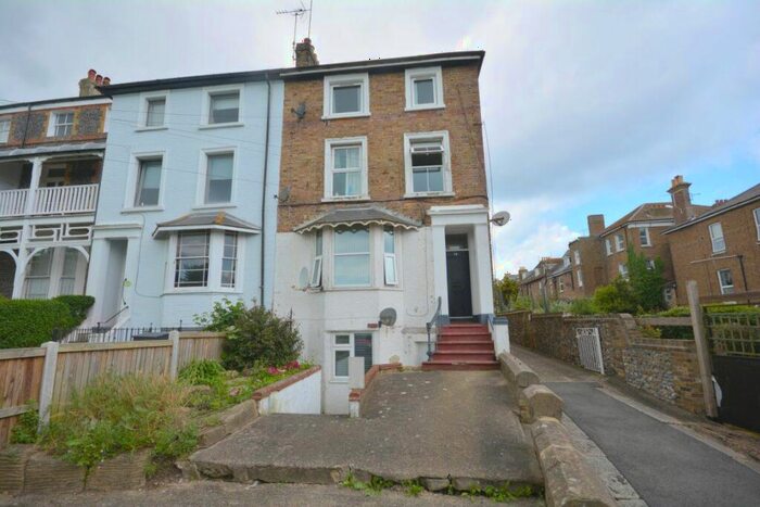1 Bedroom Flat To Rent In Ramsgate Road, Broadstairs, CT10