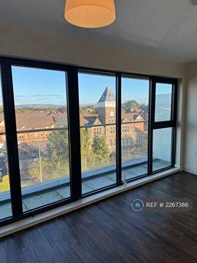 1 Bedroom Flat To Rent In Wellington House, Cardiff, CF11