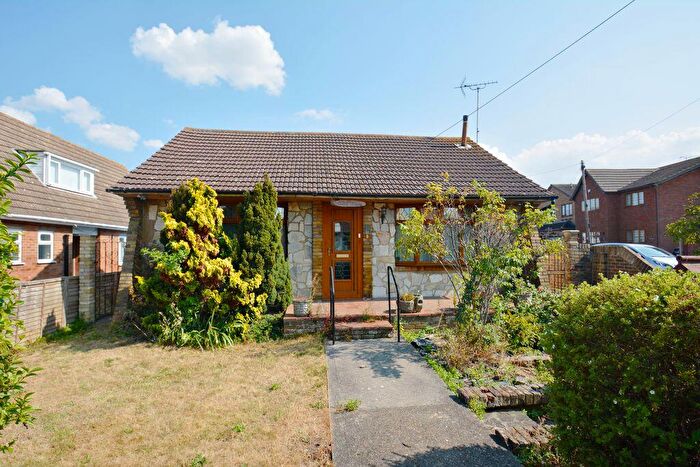 3 Bedroom Detached Bungalow For Sale In Queenborough Rd, Halfway., ME12