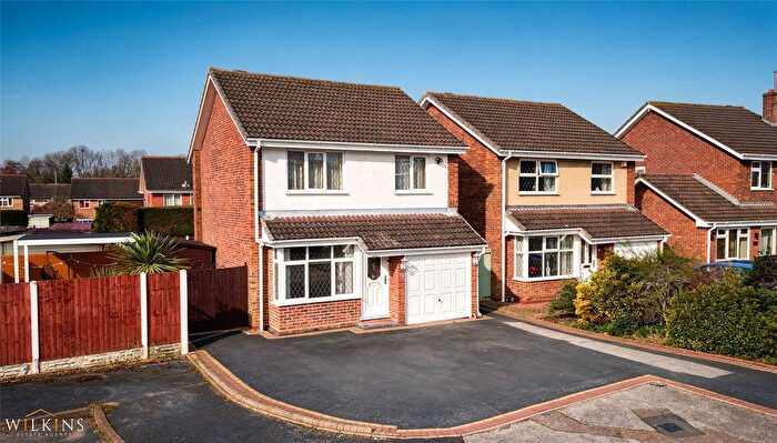 3 Bedroom Detached House For Sale In Foxglove, Amington, Tamworth, Staffordshire, B77