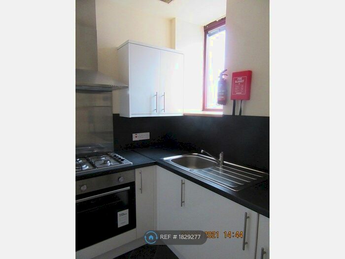 2 Bedroom Flat To Rent In Blackness Road, Dundee, DD2