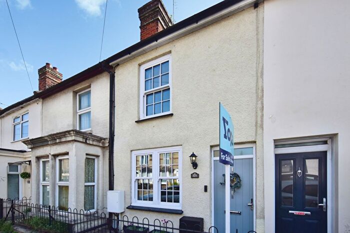 2 Bedroom Terraced House For Sale In Malling Road, Snodland, ME6